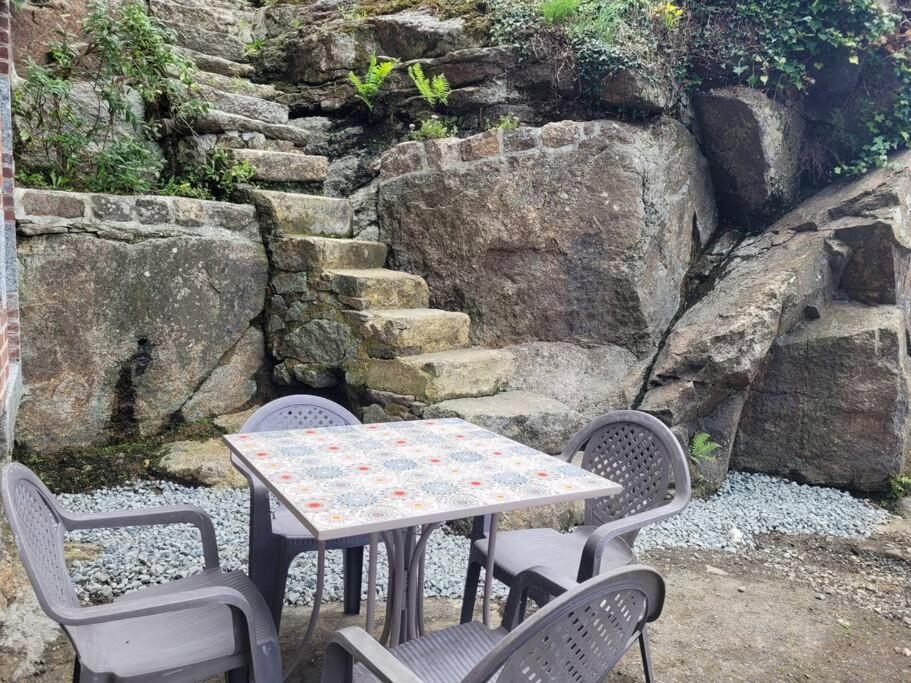 Logement 2 A 4 Pers - Moulin Plouguenast-Langast Kültér fotó